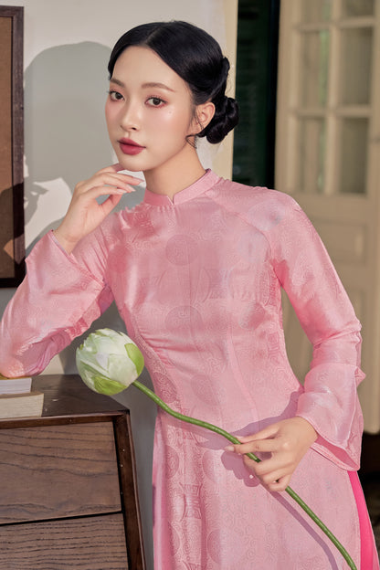 Tho Trien Hong: Ao Dai